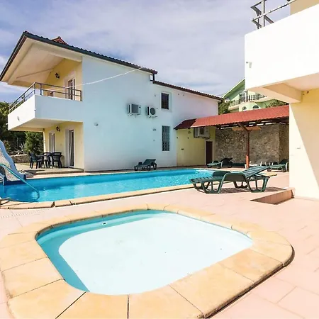 In Labin With Wifi Apartment *
