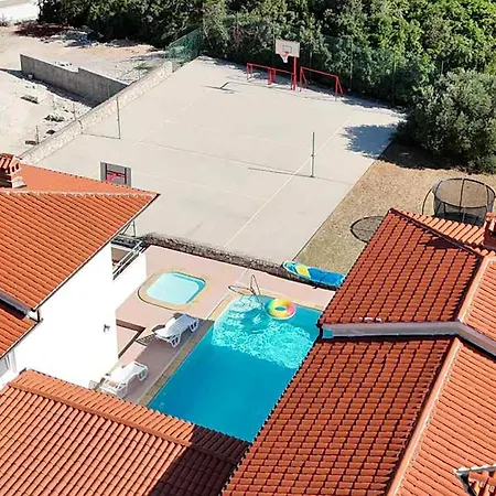 Apartmán In Labin With Wifi