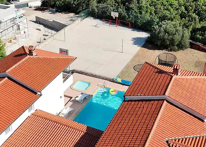 Apartment In With Wifi