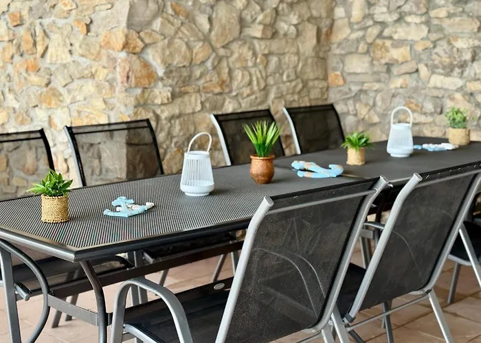 Apartment In With Wifi